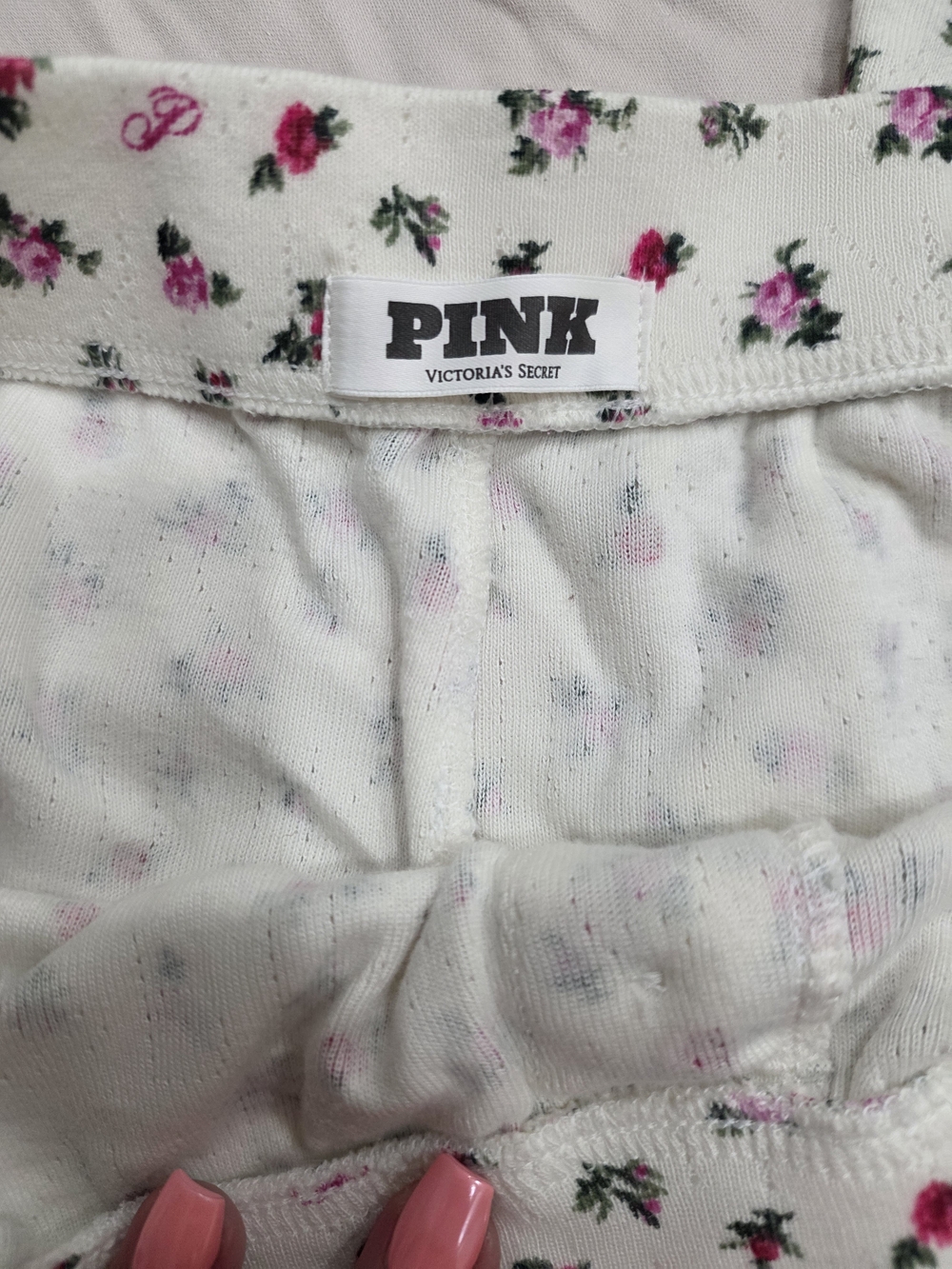 Victoria's Secret White Cami & Shorts Pajama Set w Pink Floral Print-Never worn - Picture 2 of 3